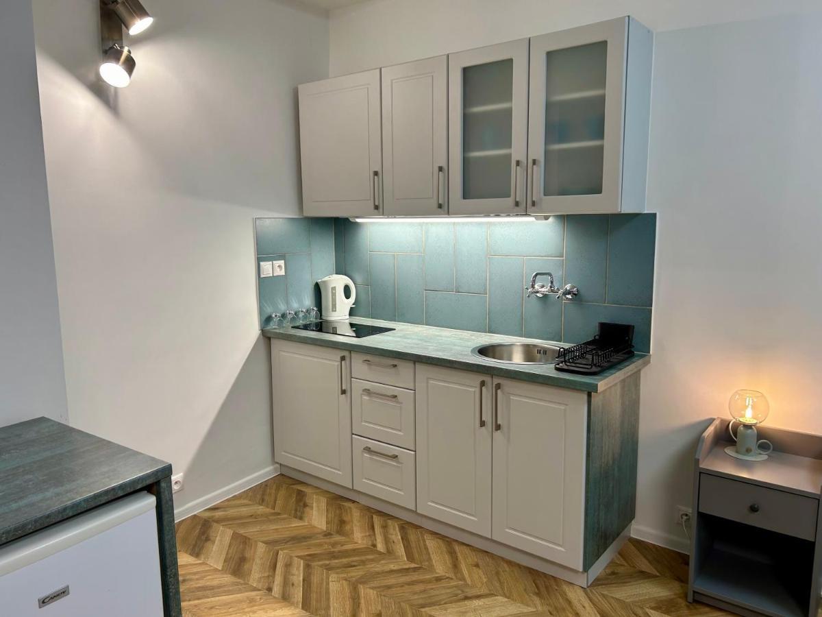 Almond Studio Apartment Pressburg Exterior foto